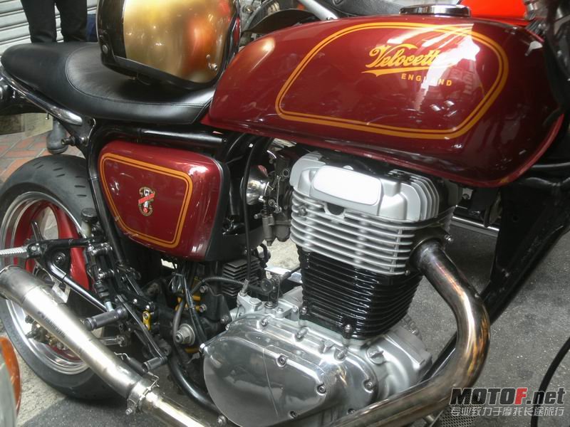 st400