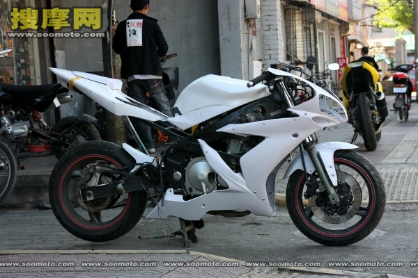 0904220210857354adc8dfab9b.jpg