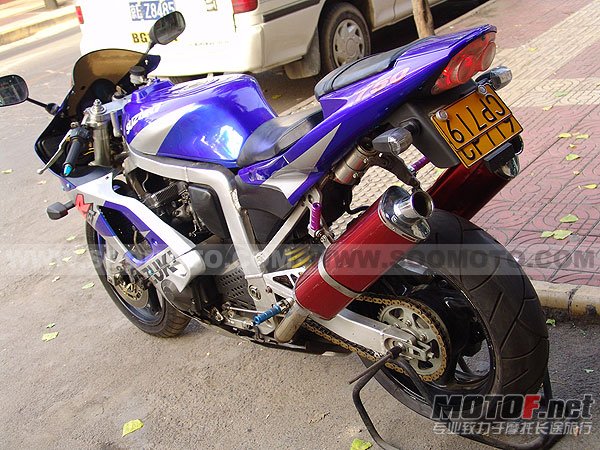 gsx750gair1-13.jpg