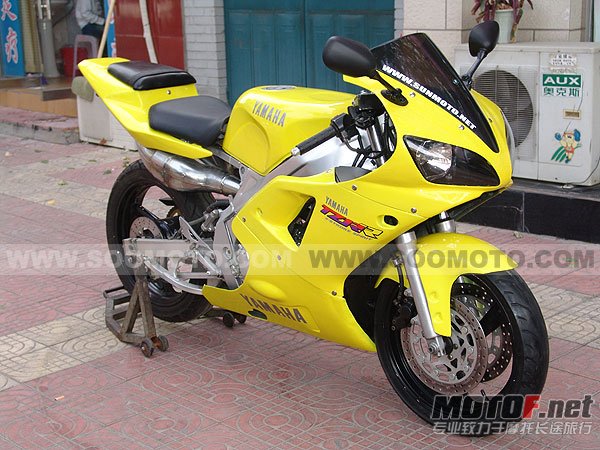 yellowtzr250-r1-03.jpg