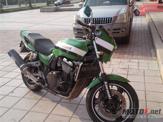 ZRX1100   1.jpg