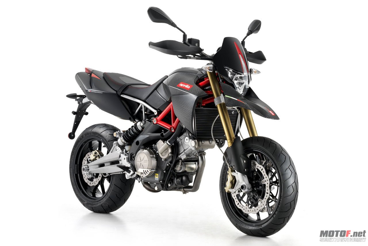 2010-aprilia-dorsoduro-factory.jpg