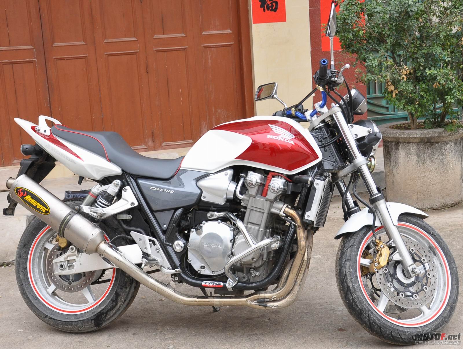 cb1300 (13).jpg