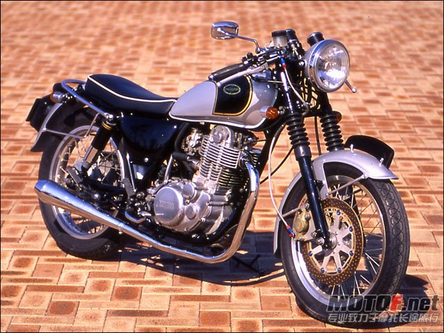 sr_ts_front_l.jpg