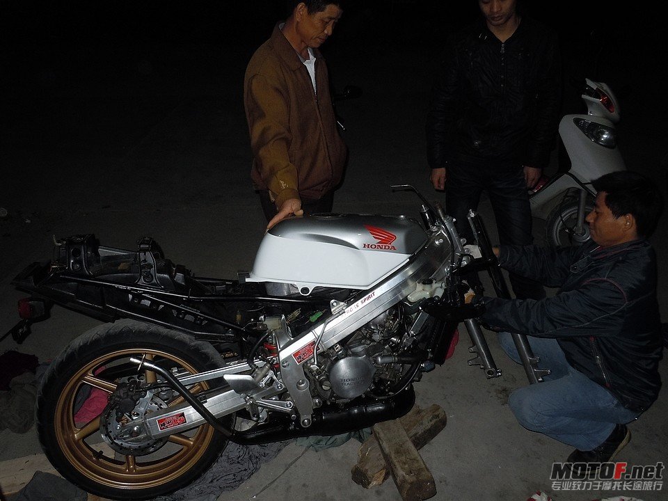 DSCN1223.JPG