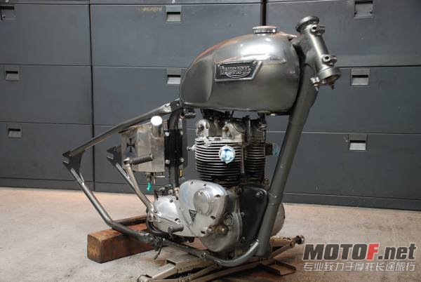 ls80max-img600x402-1302257683ht5xmt9243.jpg