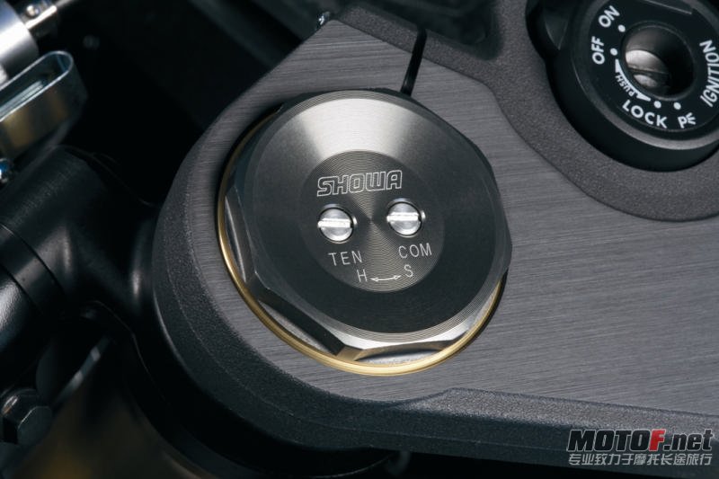 v_101009103913_gsx-r750l1_bpfscrews.jpg