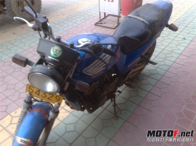 1850267qk2q1676ghmtxtk.jpg