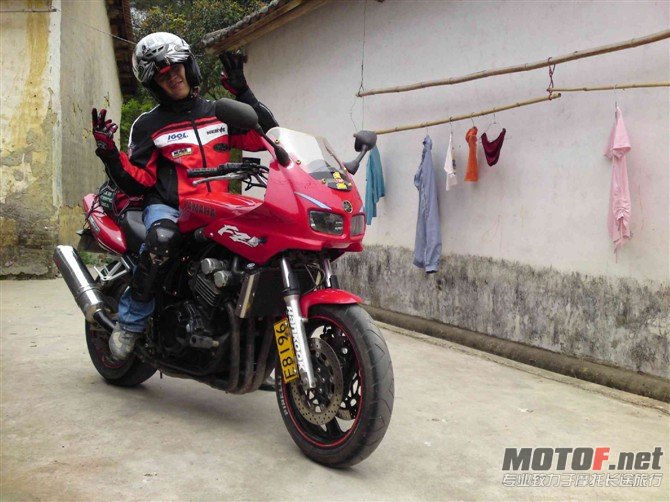 FZ4.jpg