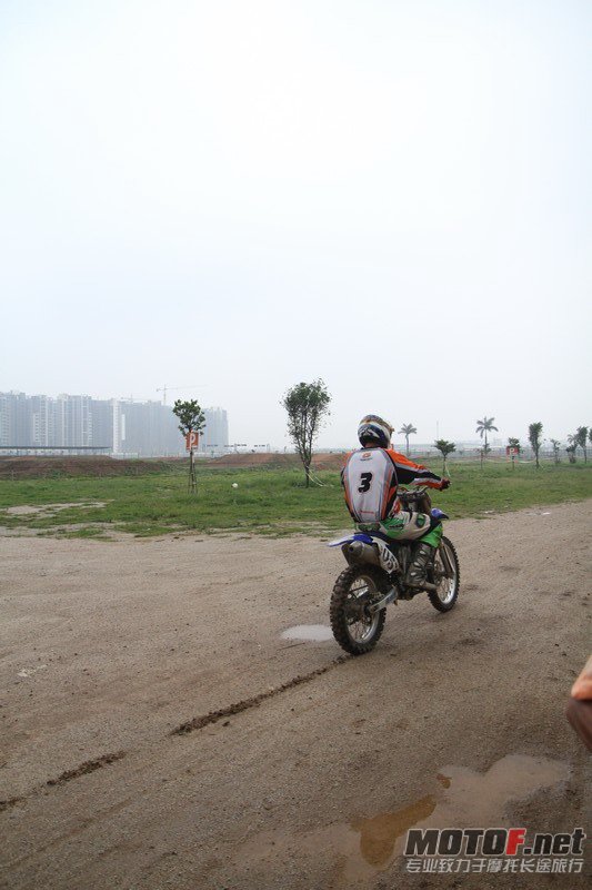 IMG_9888_nEO_IMG.jpg