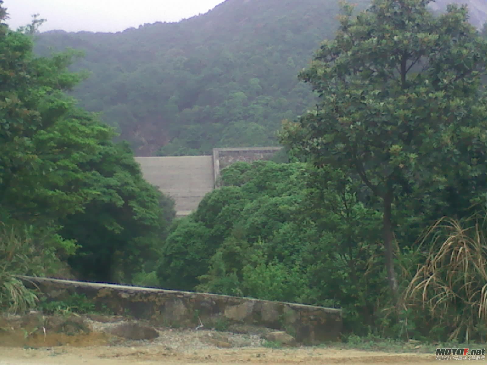 象头山偷欢10.jpg