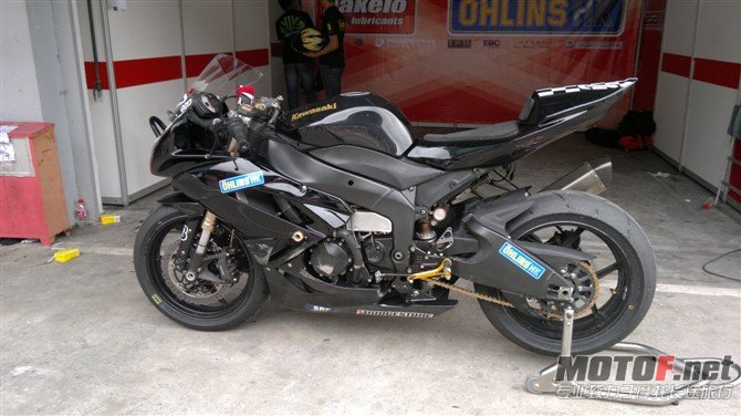 212234bmv327bd3gf1d2ob.jpg