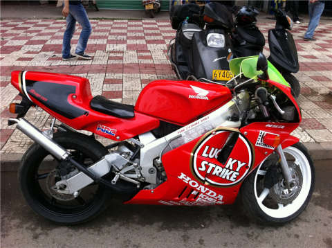 干离NSR250