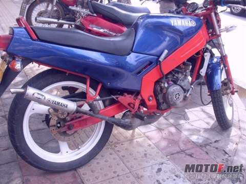 TZR125一部，全车超精神！一口价3800大洋！车已售！谢谢摩托坊谢谢大家