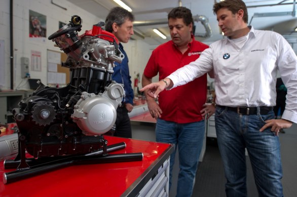engine_husqvarna_900_01.jpg