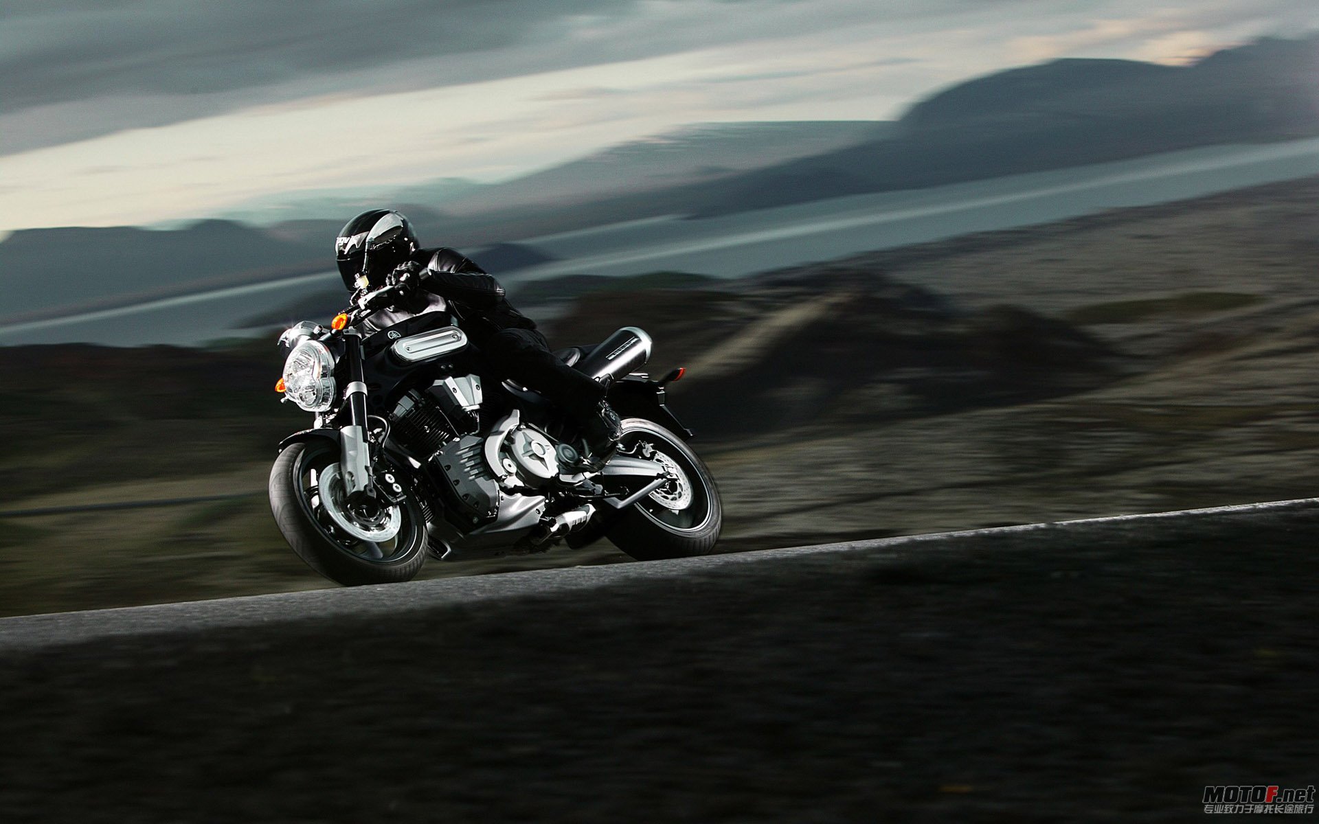 YamahaMotorcycle_4007.jpg