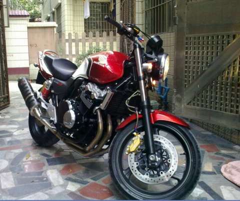 cb400
