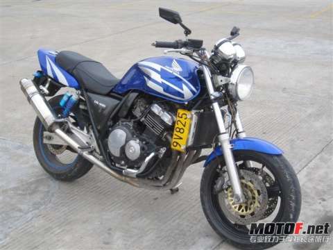 94 CB400