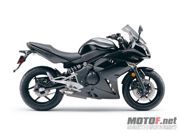 11_EX400CD_BLK_RS.jpg