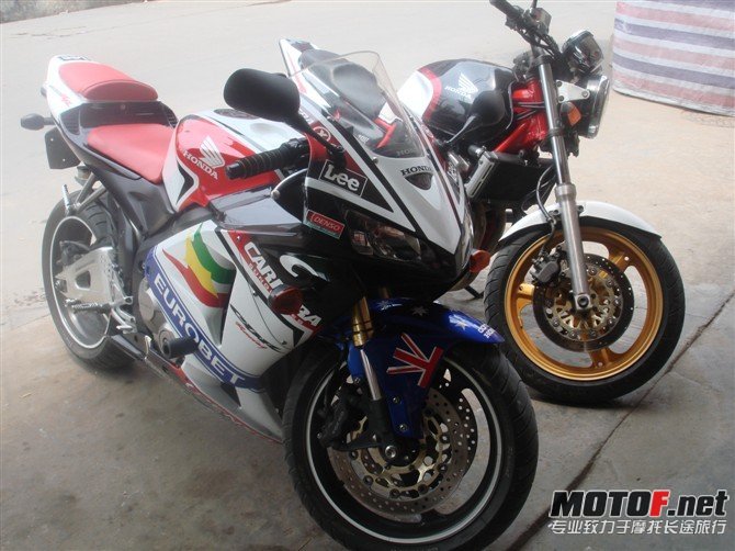 134128jsgw6pxjxhromfmx.jpg