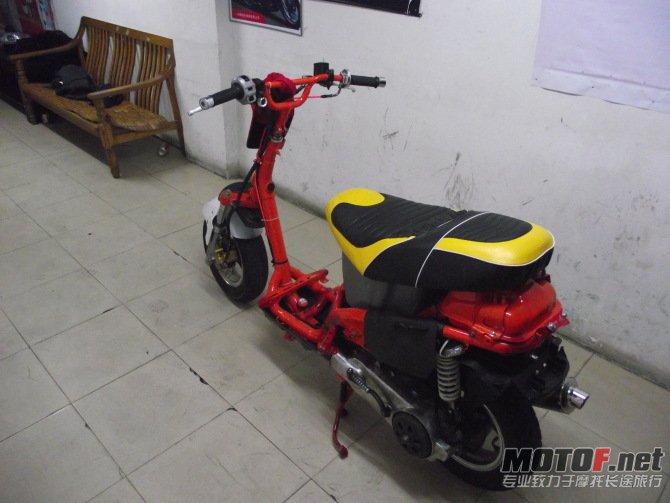 豪万150CC