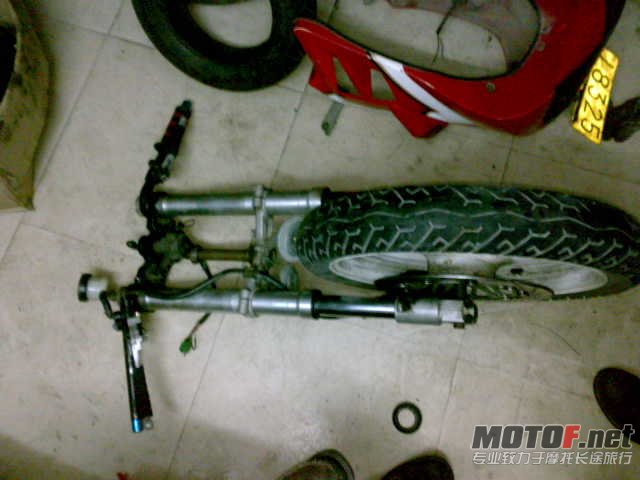 201105076000.jpg