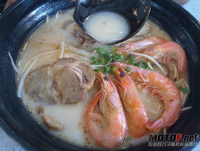 在南站享用的午餐15.jpg