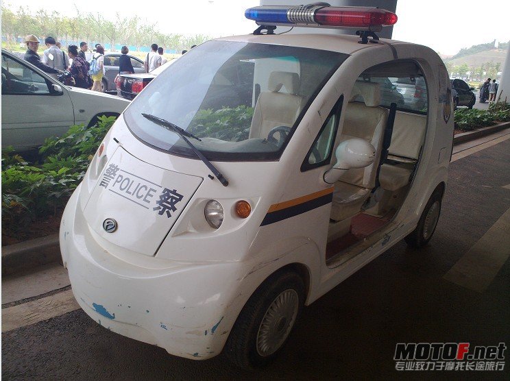 株洲可爱的警车.jpg
