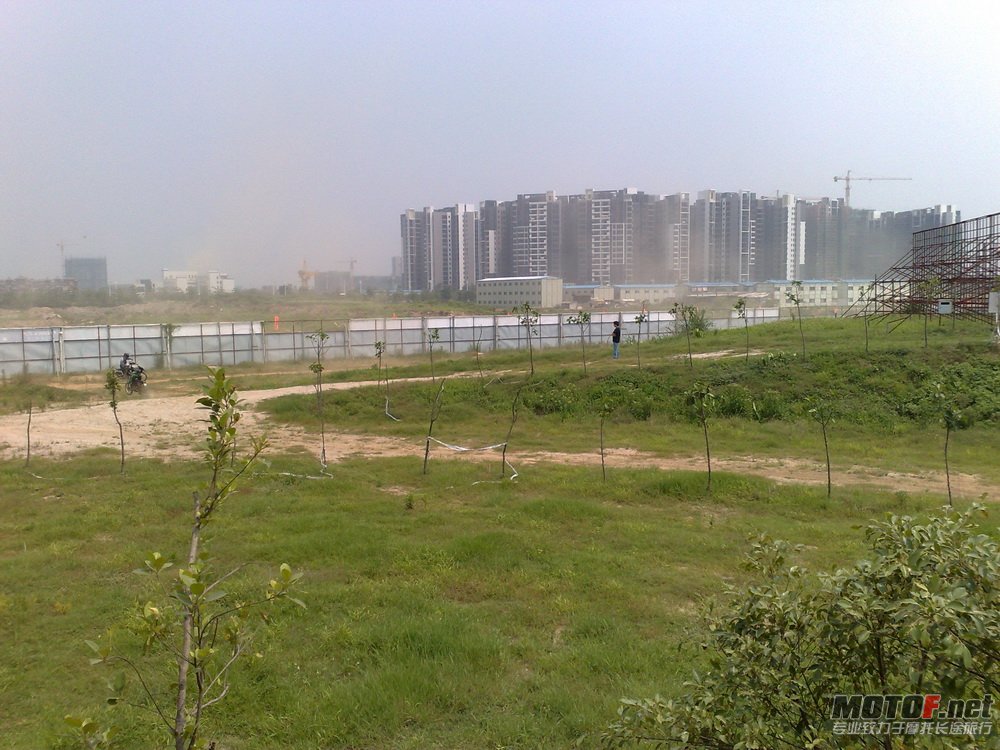 20110529939.jpg