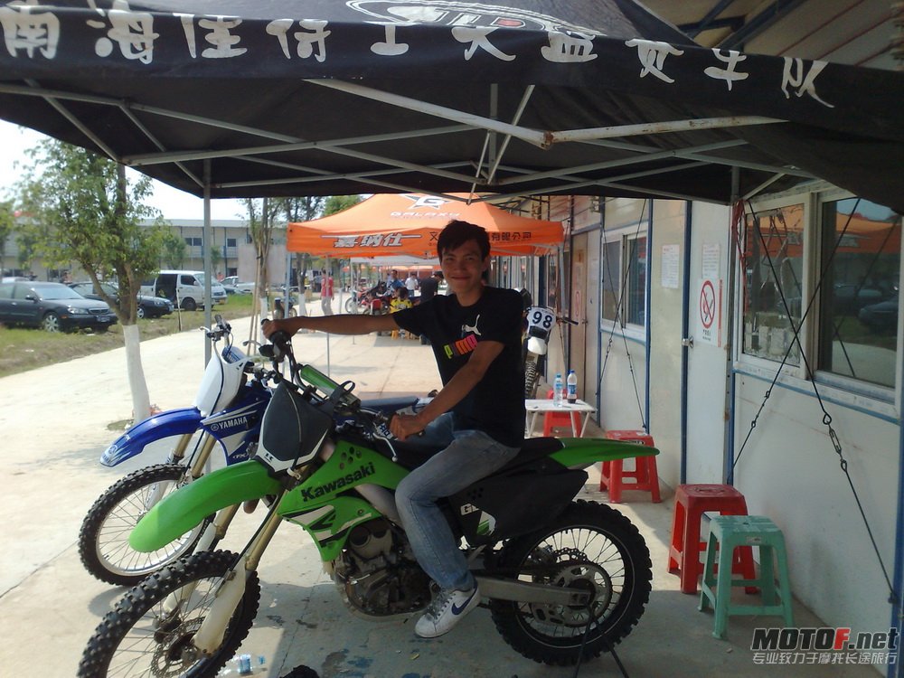 20110529946.jpg