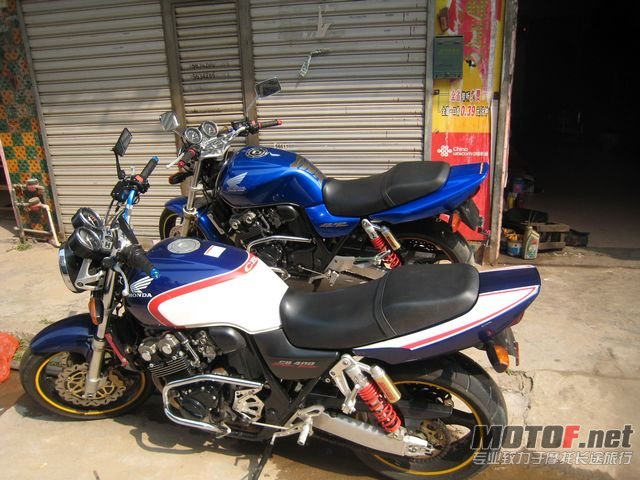 cb400 004.jpg