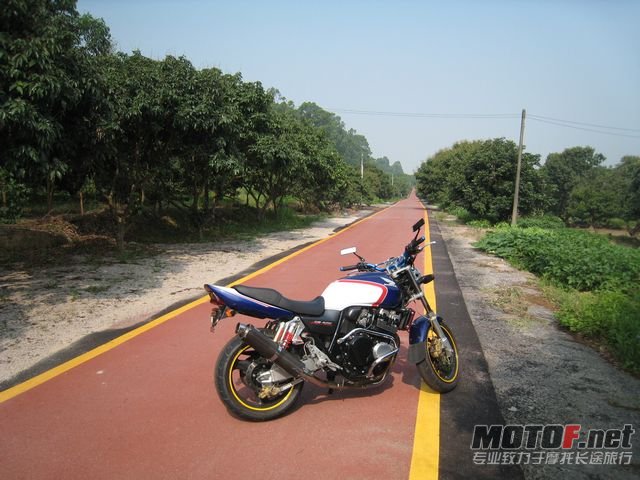 cb400 003.jpg