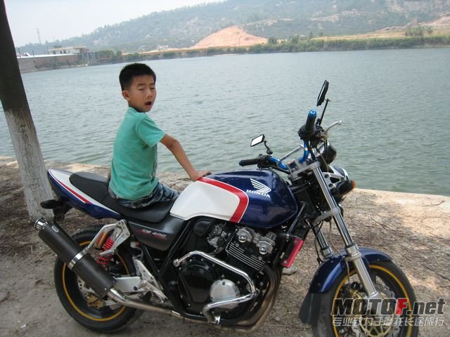 cb400 013.jpg