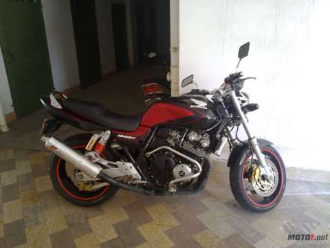 CB400一代