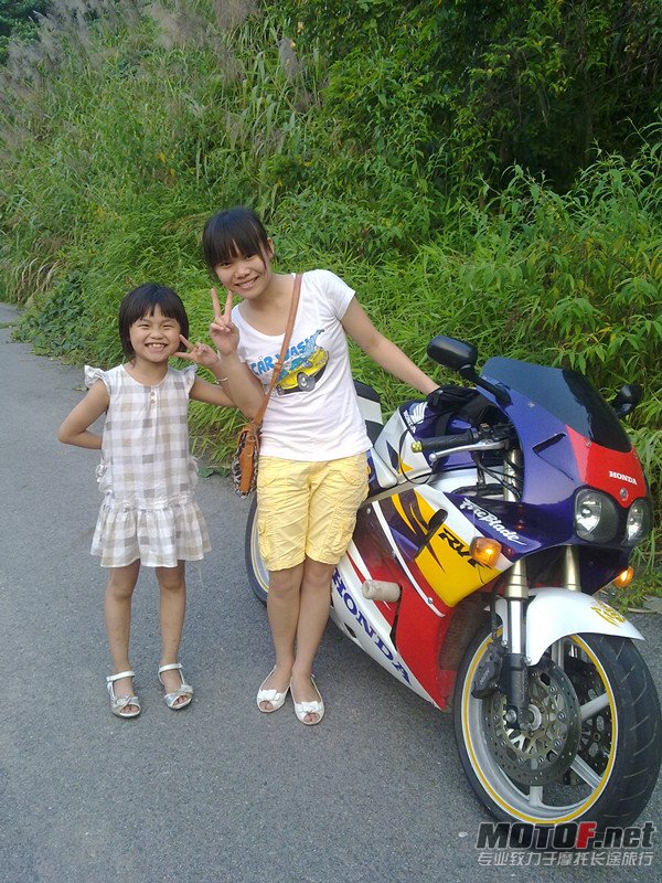 20110601235_副本.jpg