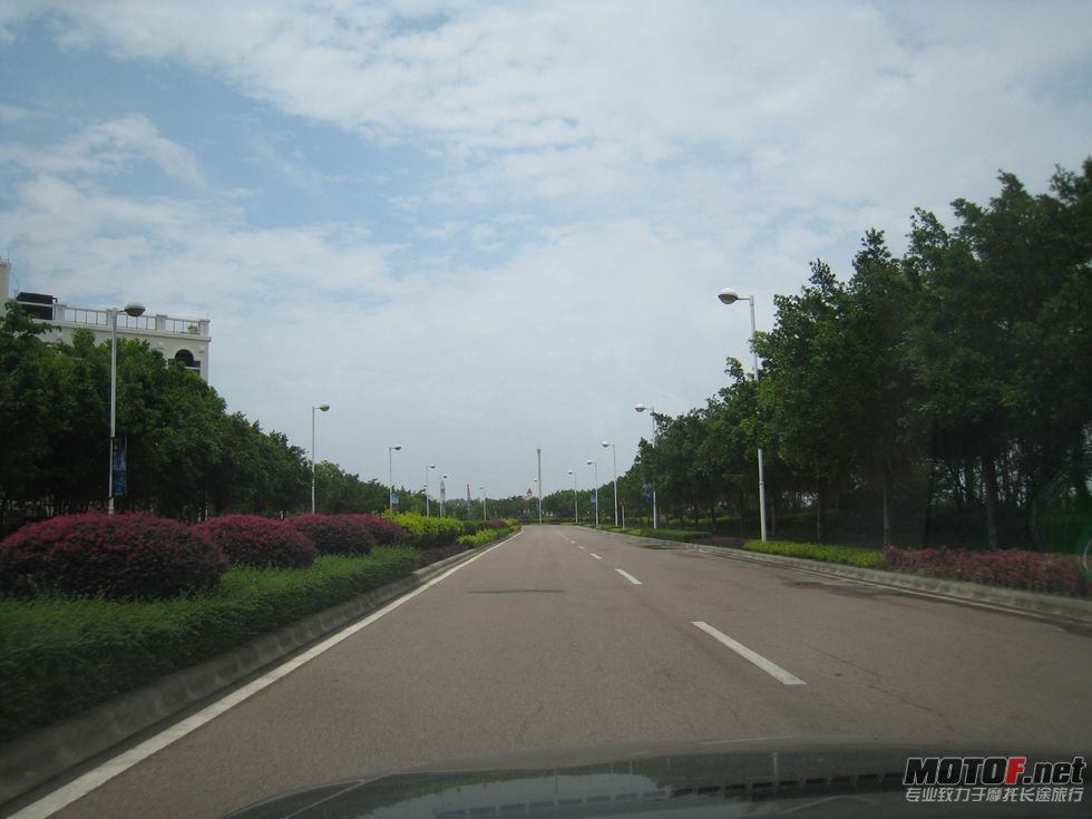 夏曰游 003.jpg
