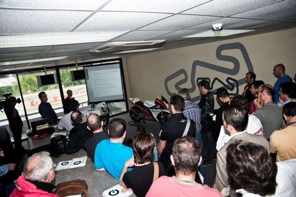 BeOn_Moto3_Moto4_02.jpg