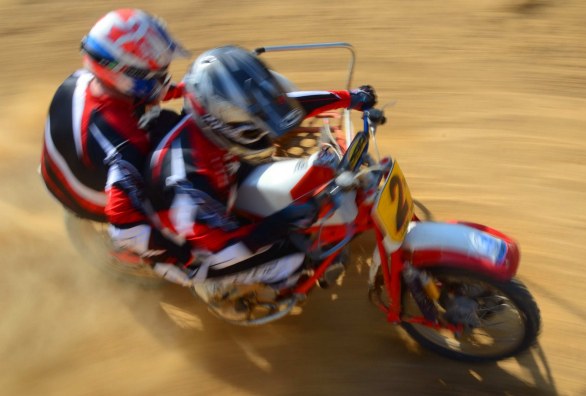 sidecarcross2.jpg