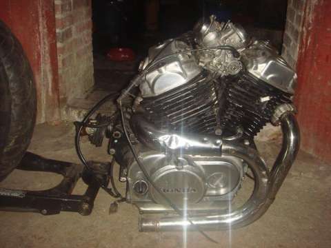 HONDA  VT500