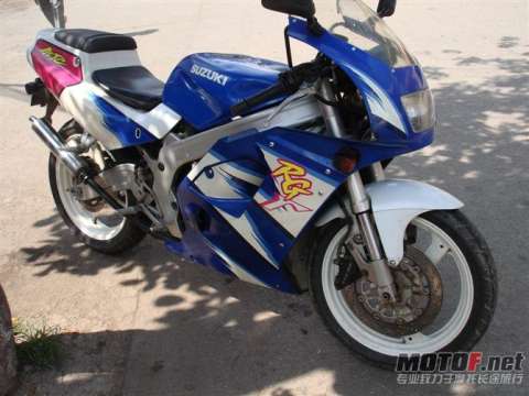 R125