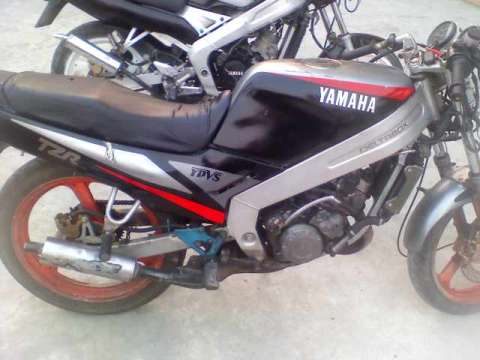 TZR125