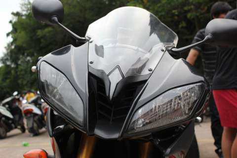 YAMAHA R6