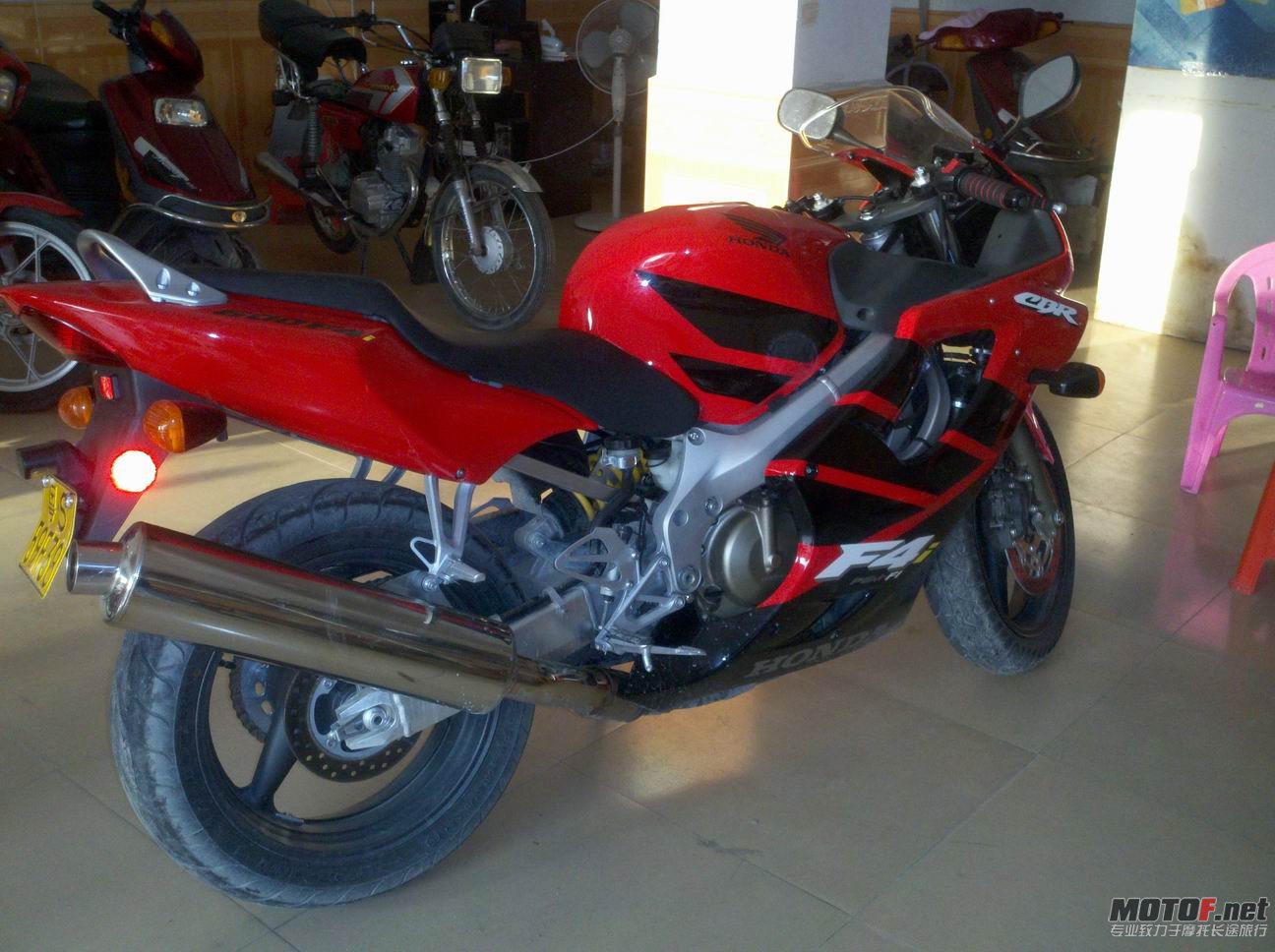 调整大小 CBR600-2.jpg