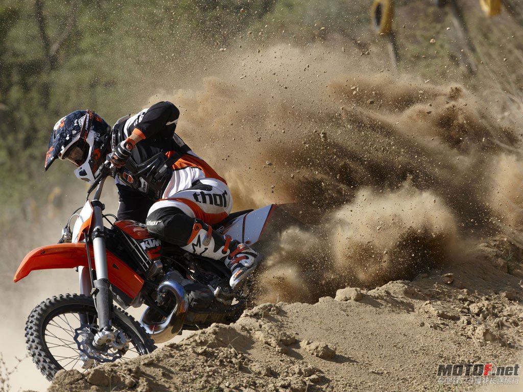 KTM_250_EXC_2010_04_1024x768.jpg