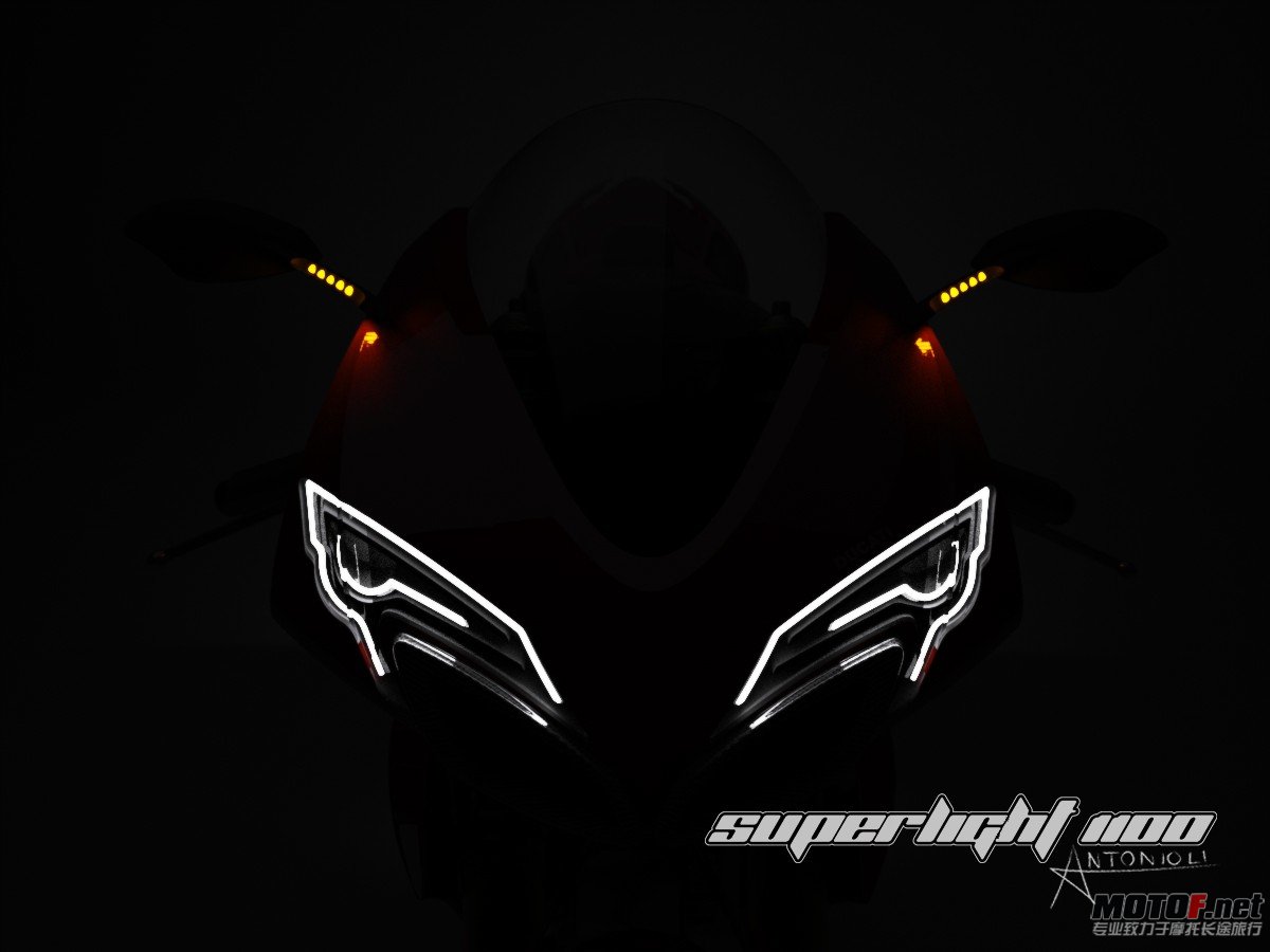 big_ducati_superlights_12.jpg