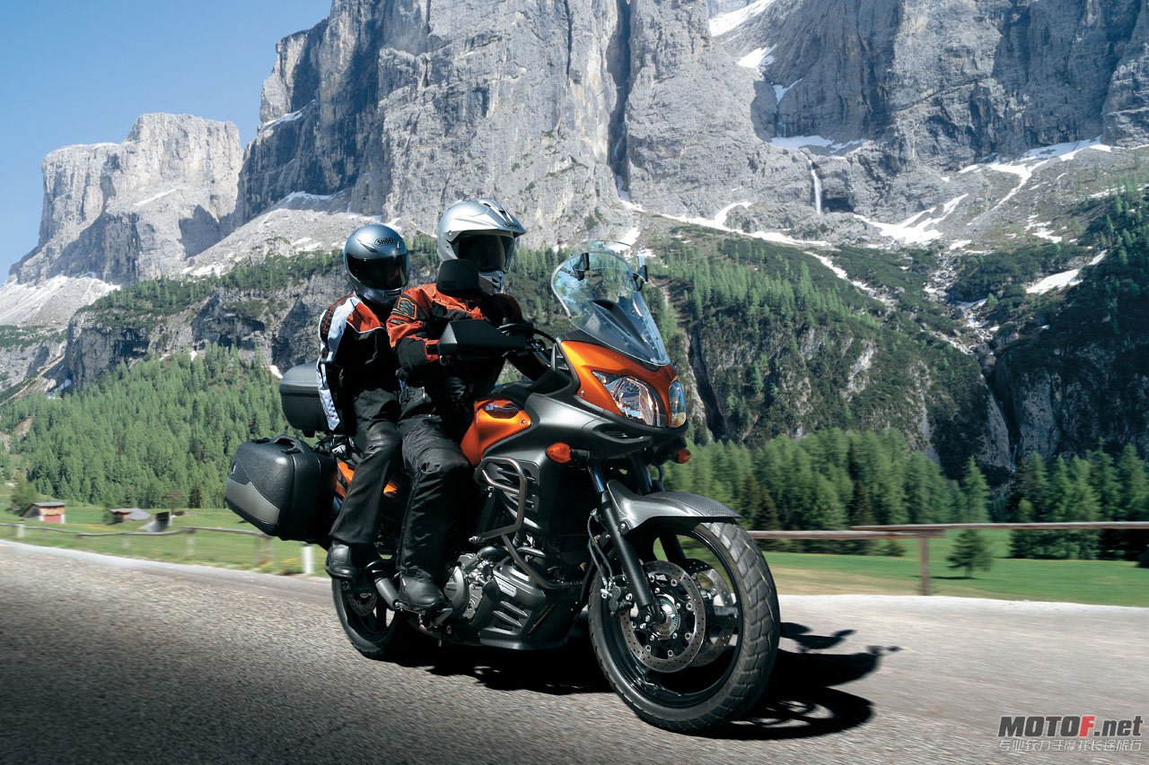 big_1suzuki_dl650_31.jpg