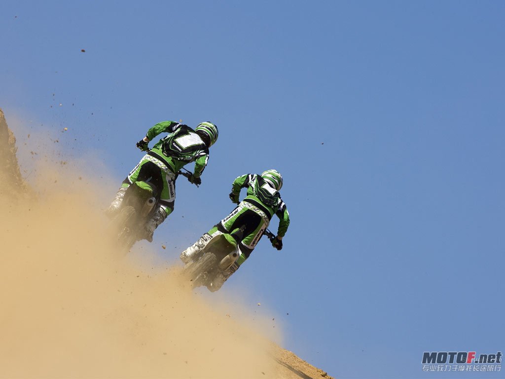 KawasakiKX250F2009_06_1024x768.jpg
