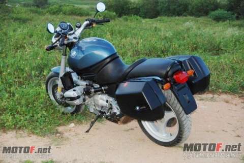 宝马R1100R