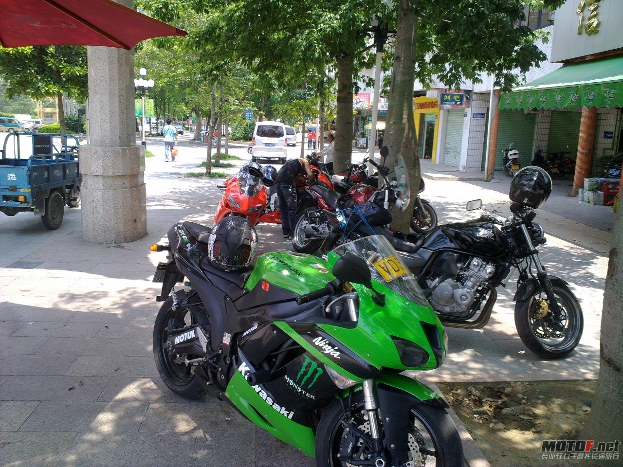 20110625363.jpg