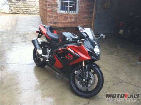 SUZUKI K7 R1000